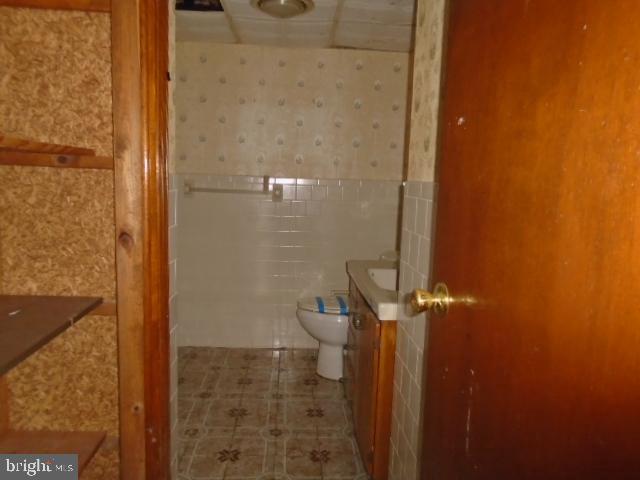 VILLAGE OF OLDE MILL - Residential