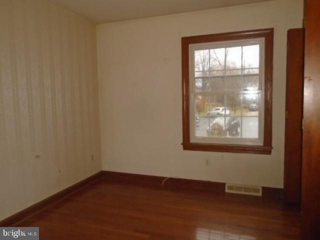 VILLAGE OF OLDE MILL - Residential