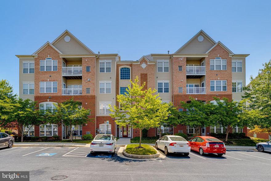 NOT JUST A CONDO BUT A LIFESTYLE   WELCOME TO THIS CHARMING 2 BEDROOM, 2 FULL BATH 1,574 SQ FT UPDATED 3RD FLOOR CONDO! THIS UNIT IS LOCATED IN AN ELEVATOR BUILDING WITH SO MANY AMENITIES SUCH AS...SPACIOUS BEDROOMS WITH WALL TO WALL CARPET, ON SUITE PRIMARY BATH, SITTING ROOM AREA IN PRIMARY SUITE, WALK-IN CLOSETS, EAT-IN KITCHEN WITH UPGRADED APPLIANCES (NEW STOVE & MICROWAVE / REFRIGERATOR< 2 YEARS OLD), SEPARATE OFFICE/DEN FOR WORK AT HOME SPACE, PRIVATE BALCONY, 4 YEAR OLD CAC UNIT AND DISHWASHER,  GATED ENTRY AND SECURE BUILDING ACCESS. THIS UNIT WAS FRESHLY PAINTED WITH NEW LAMINATE FLOORS INSTALLED IN 2022. THIS UNIT IS CONVENIENTLY LOCATED NEAR SCHOOLS, SHOPPING, METRO, AND MAJOR HIGHWAYS. MAKE YOUR APPT TODAY! THIS PROPERTY WON'T LAST!! EZ2C