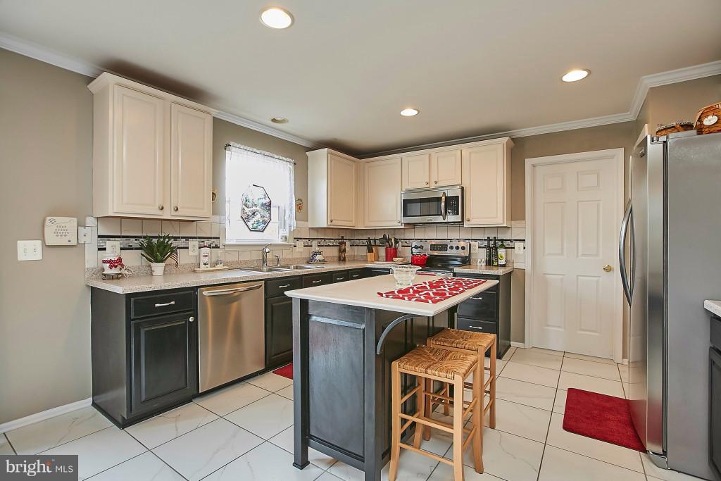 STRATFORD PLACE - Residential