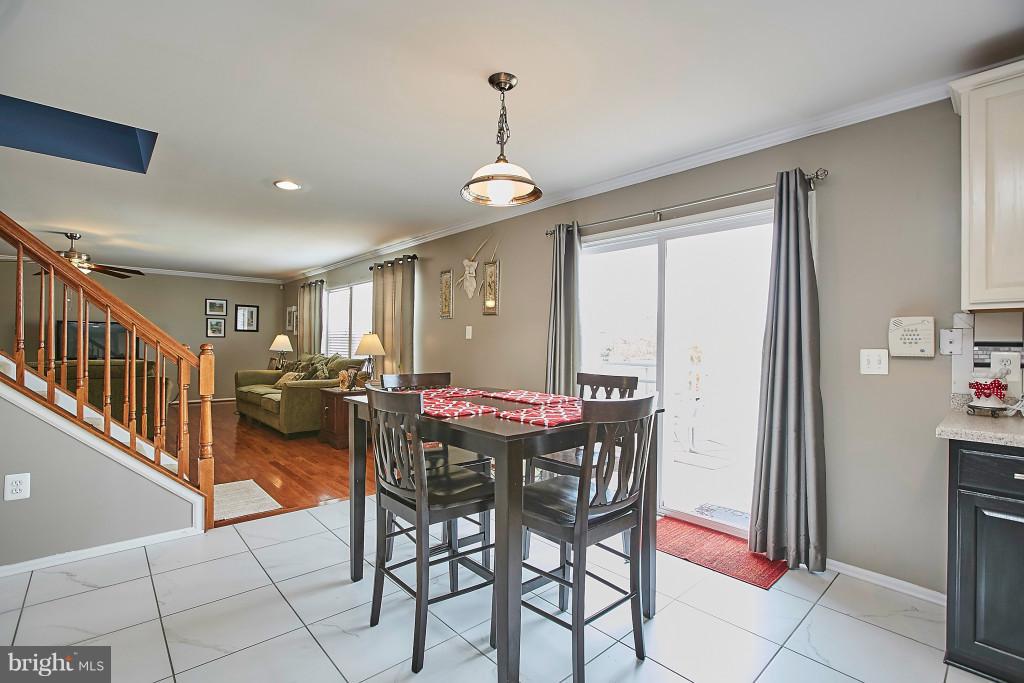 STRATFORD PLACE - Residential