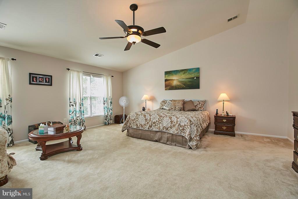 STRATFORD PLACE - Residential