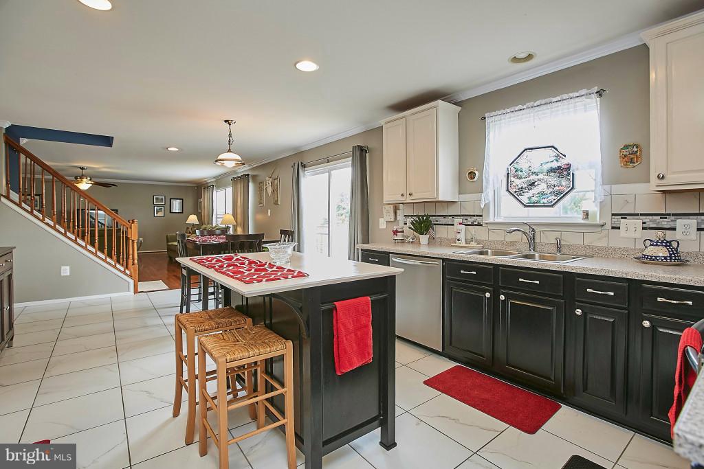 STRATFORD PLACE - Residential