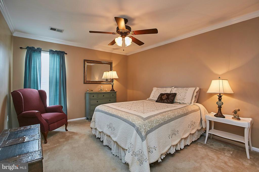 STRATFORD PLACE - Residential