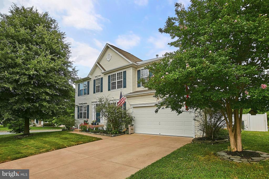 STRATFORD PLACE - Residential