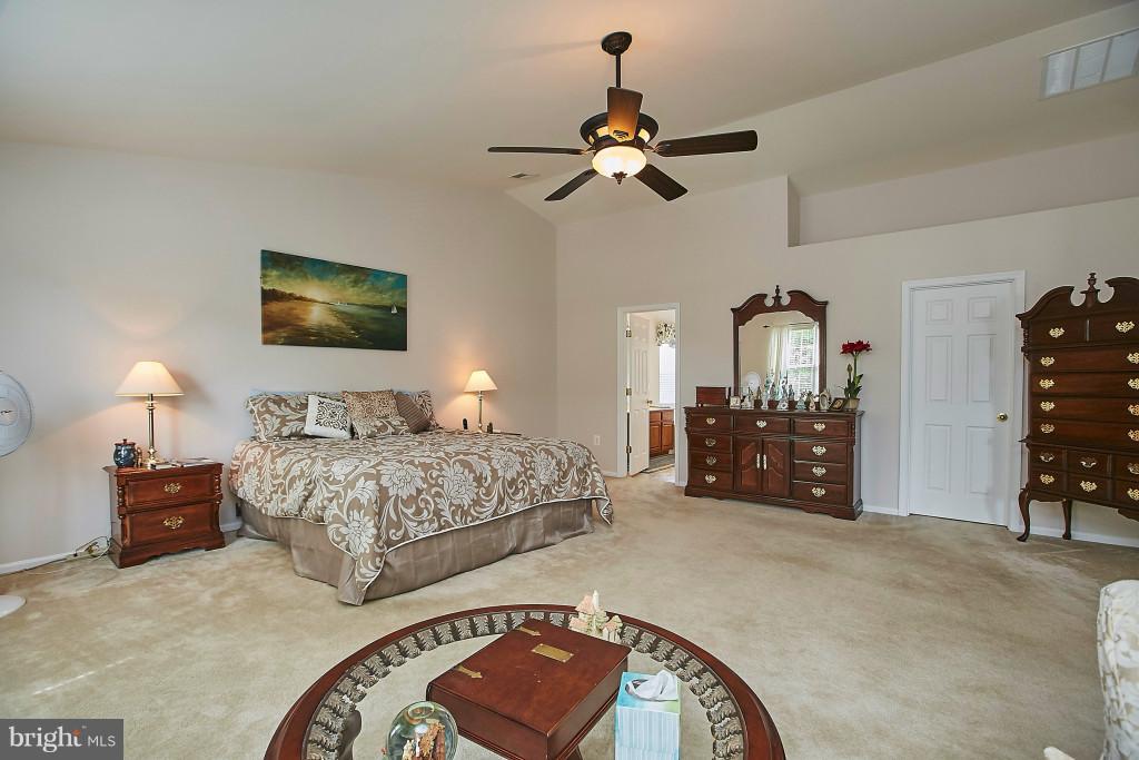 STRATFORD PLACE - Residential