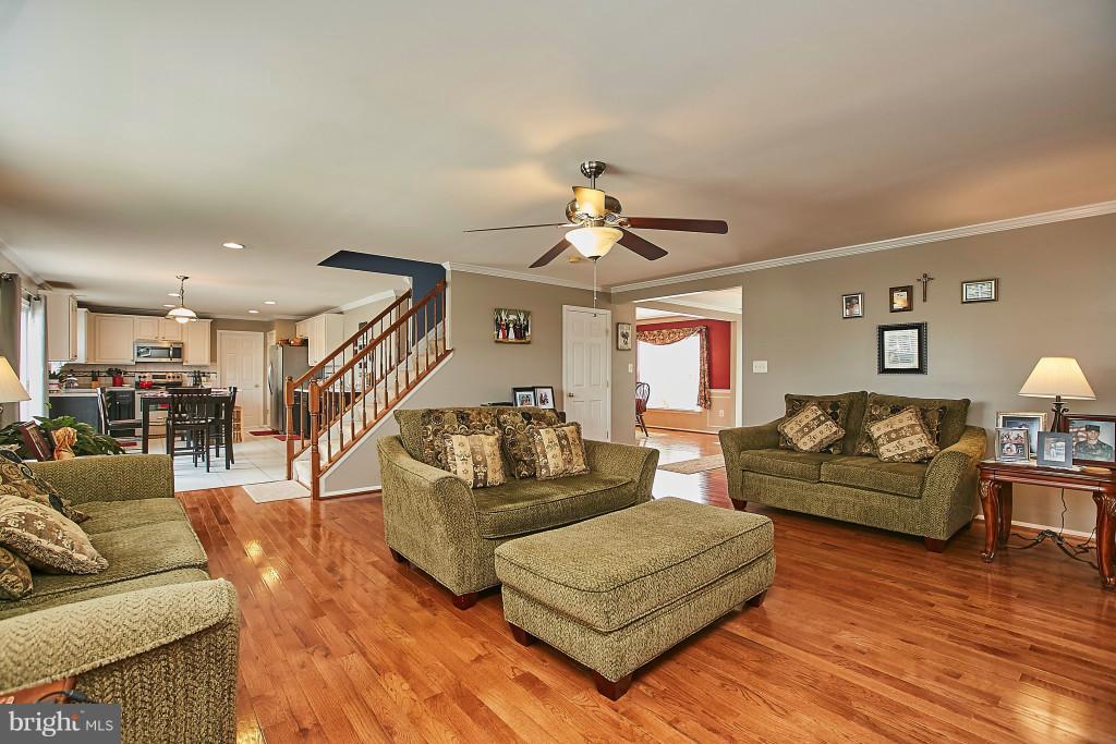 STRATFORD PLACE - Residential