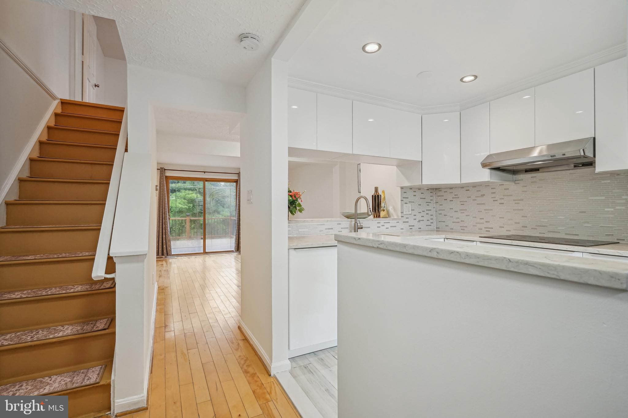 MIDDLEBROOK COMMONS - Residential