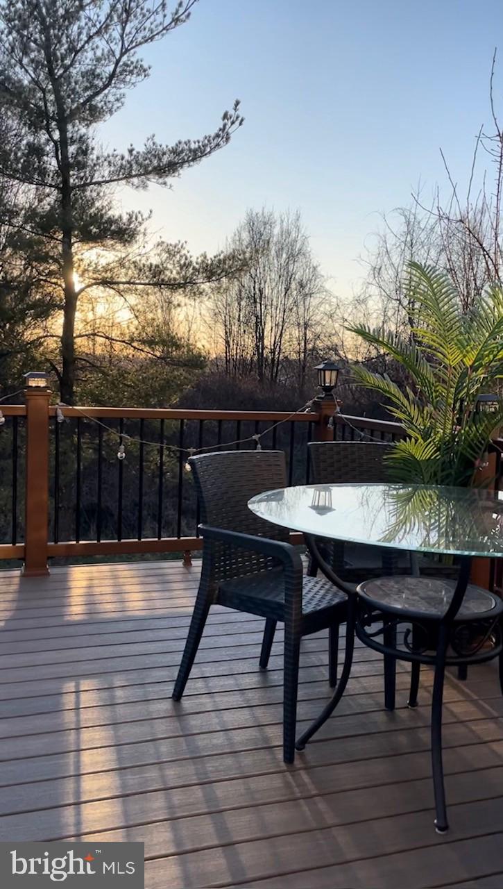 MIDDLEBROOK COMMONS - Residential