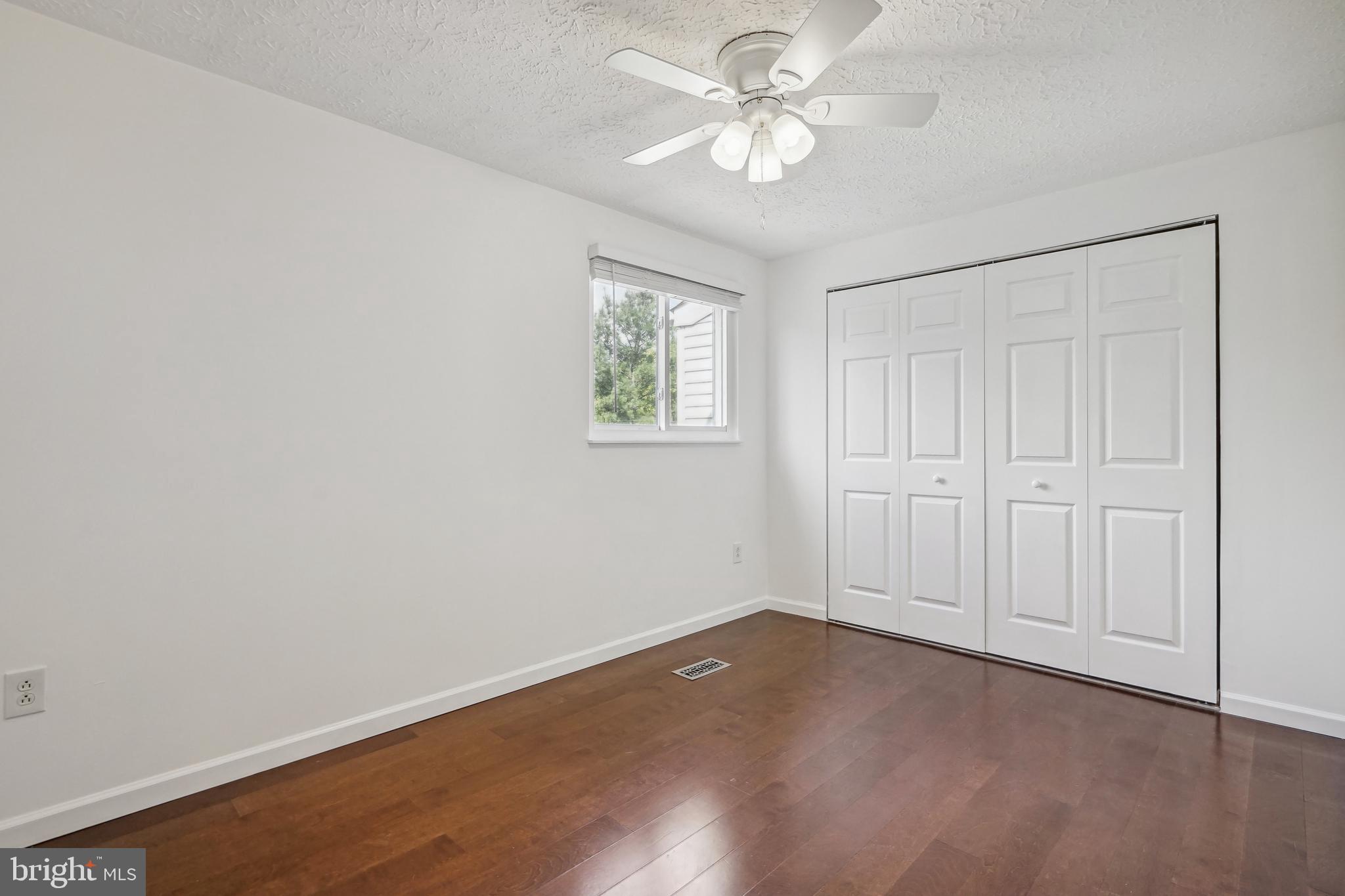 MIDDLEBROOK COMMONS - Residential