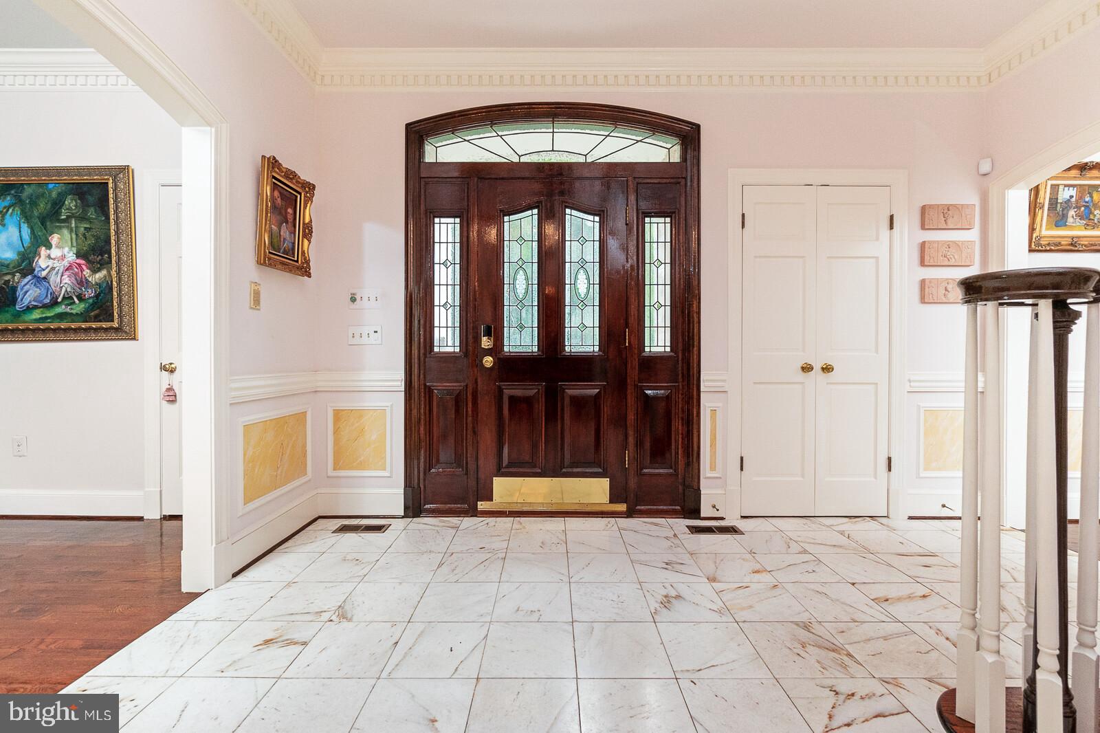 EAGLE ROCK - Residential