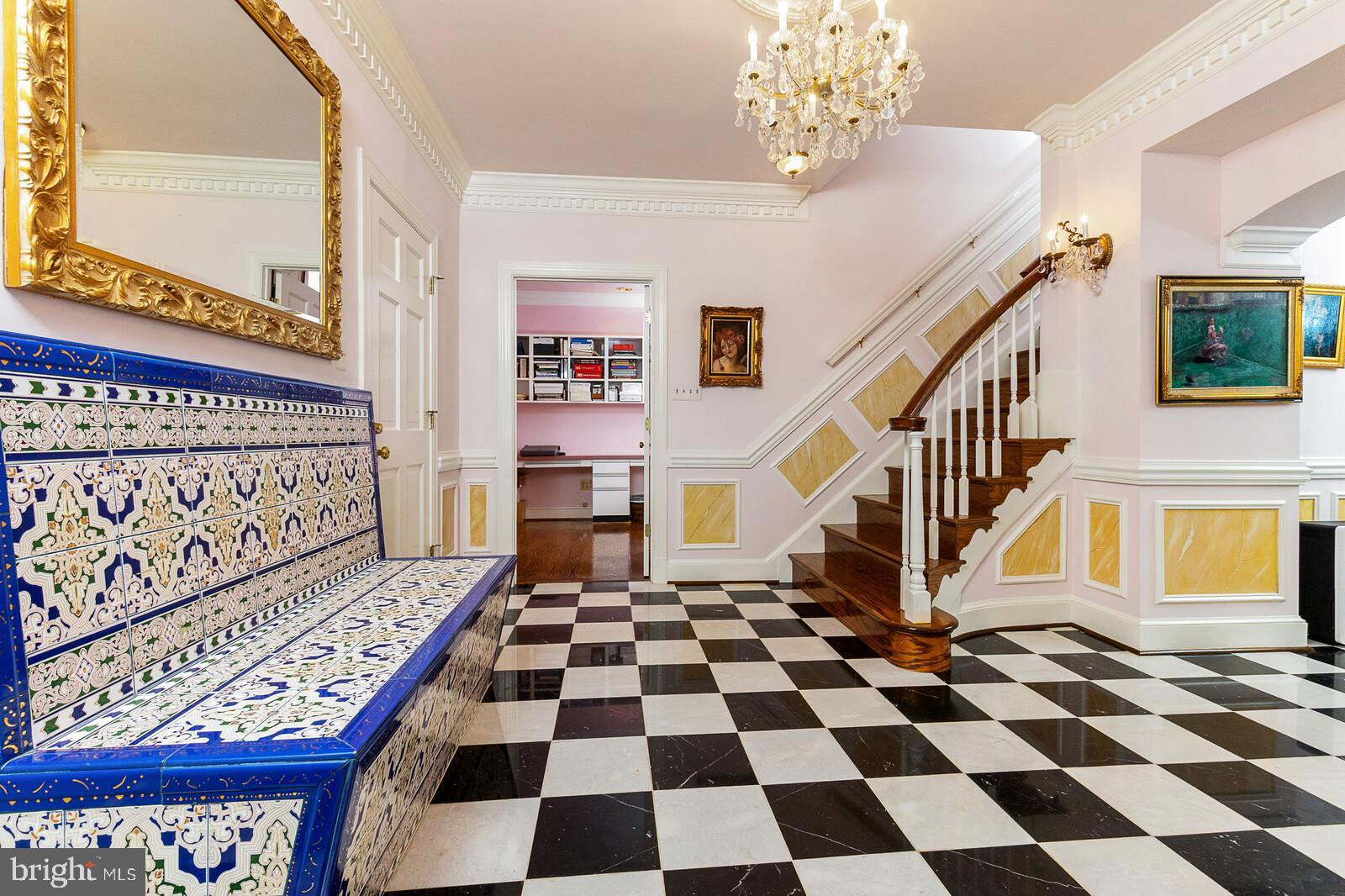 EAGLE ROCK - Residential