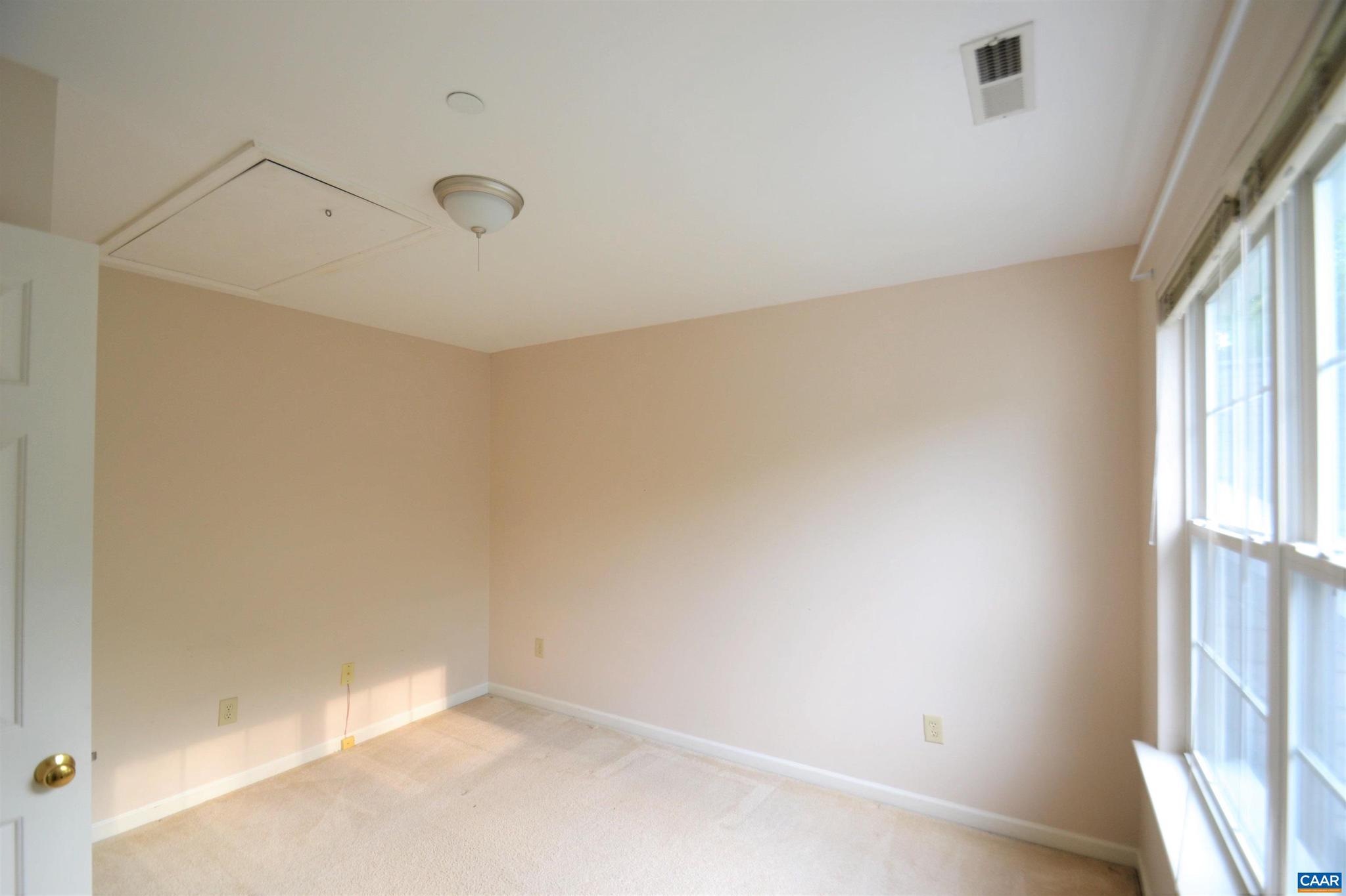 FOREST LAKES - Residential