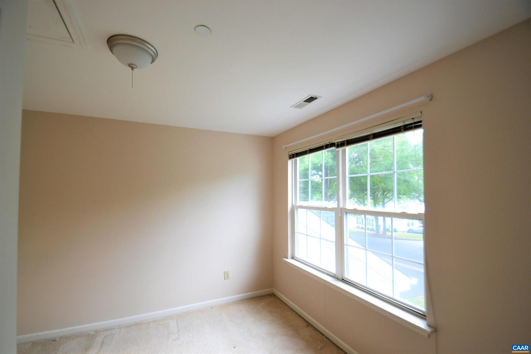 FOREST LAKES - Residential