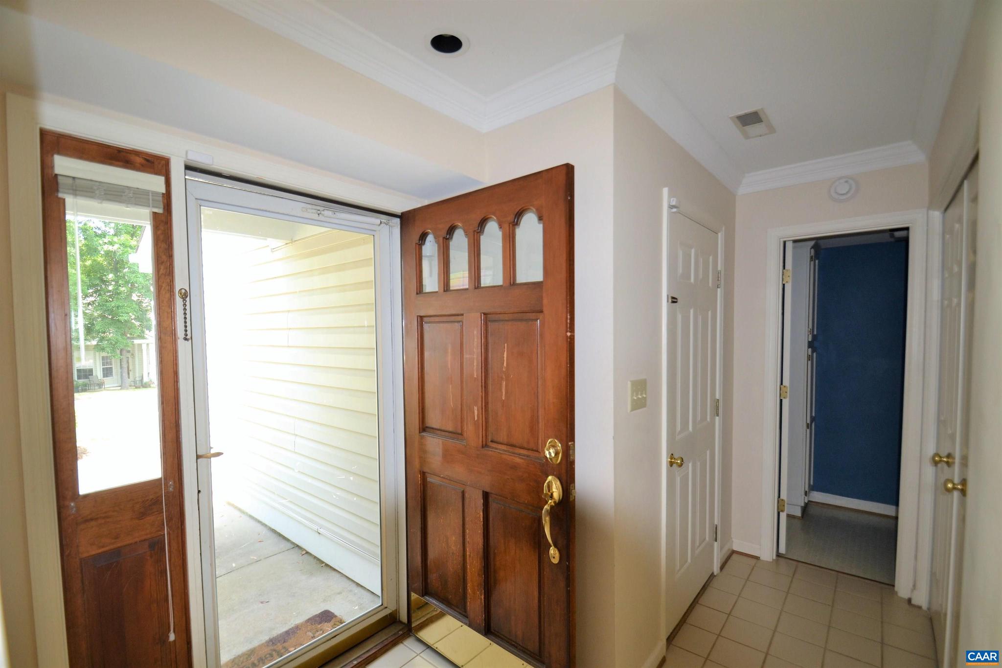 FOREST LAKES - Residential