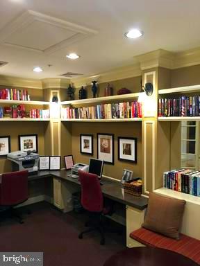 HIGH VIEW AT HUNT VALLEY - Residential