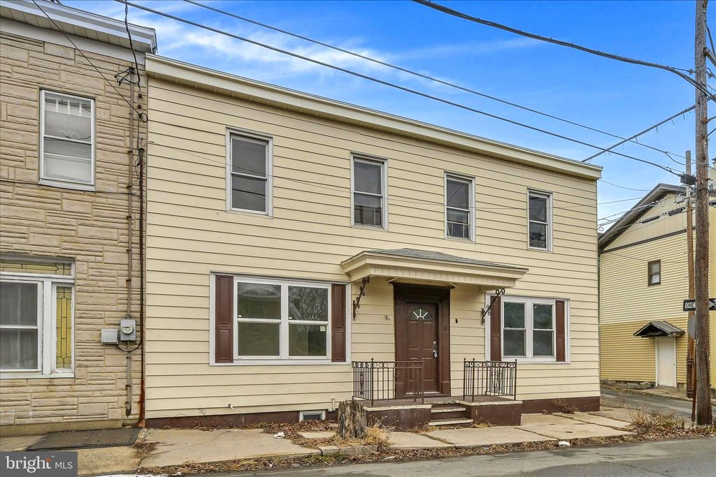 Photo of 17 E Cherry Street, SHENANDOAH, PA 17976 (MLS # PASK2025306)