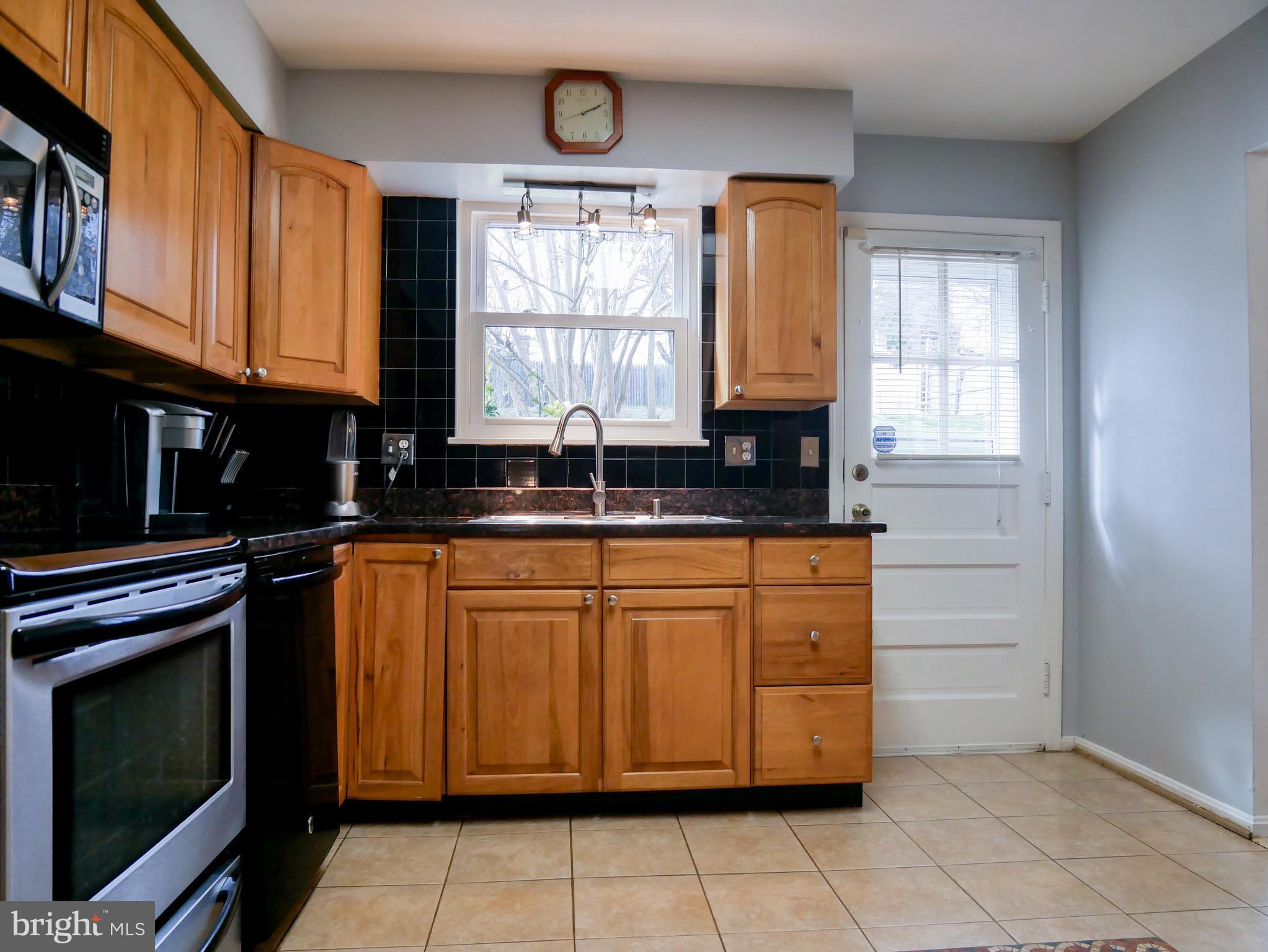 FORT WASHINGTON ESTATES - Residential