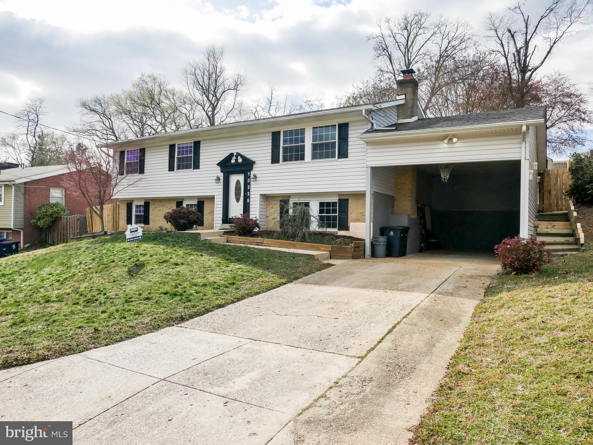FORT WASHINGTON ESTATES - Residential