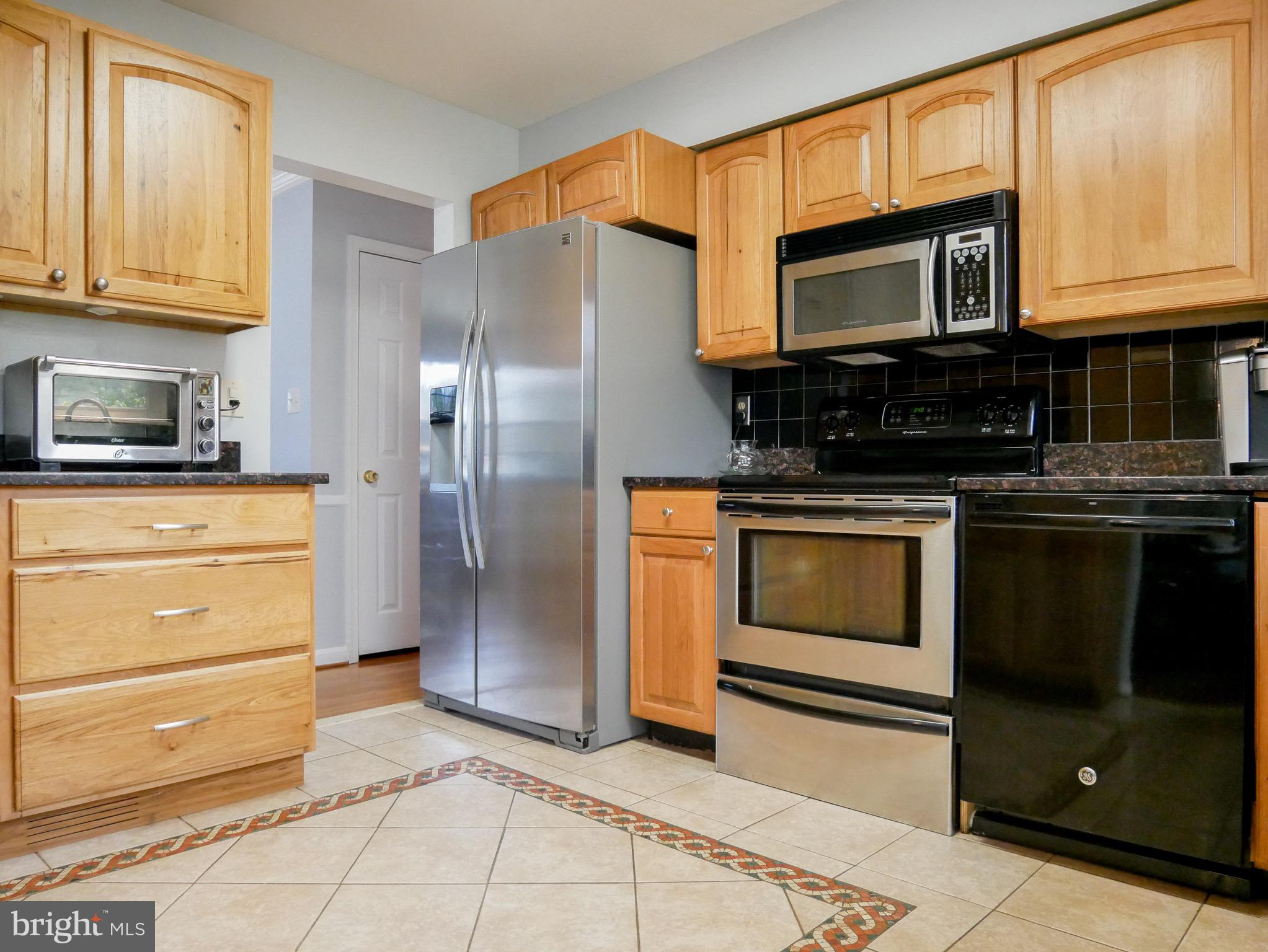 FORT WASHINGTON ESTATES - Residential