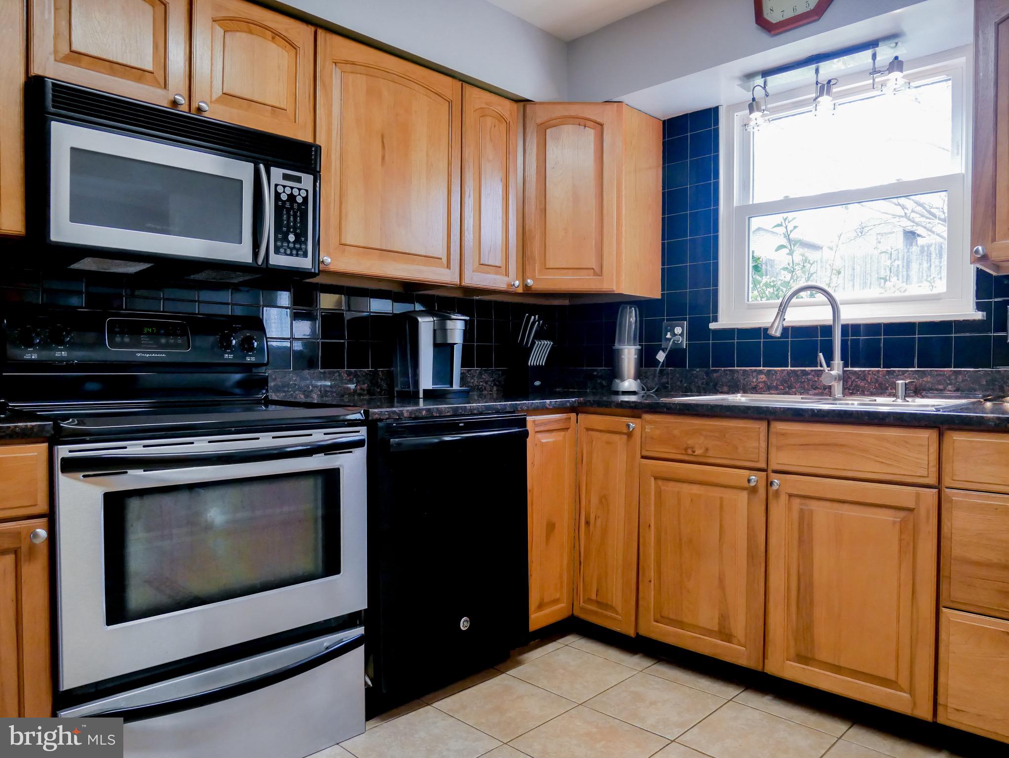 FORT WASHINGTON ESTATES - Residential