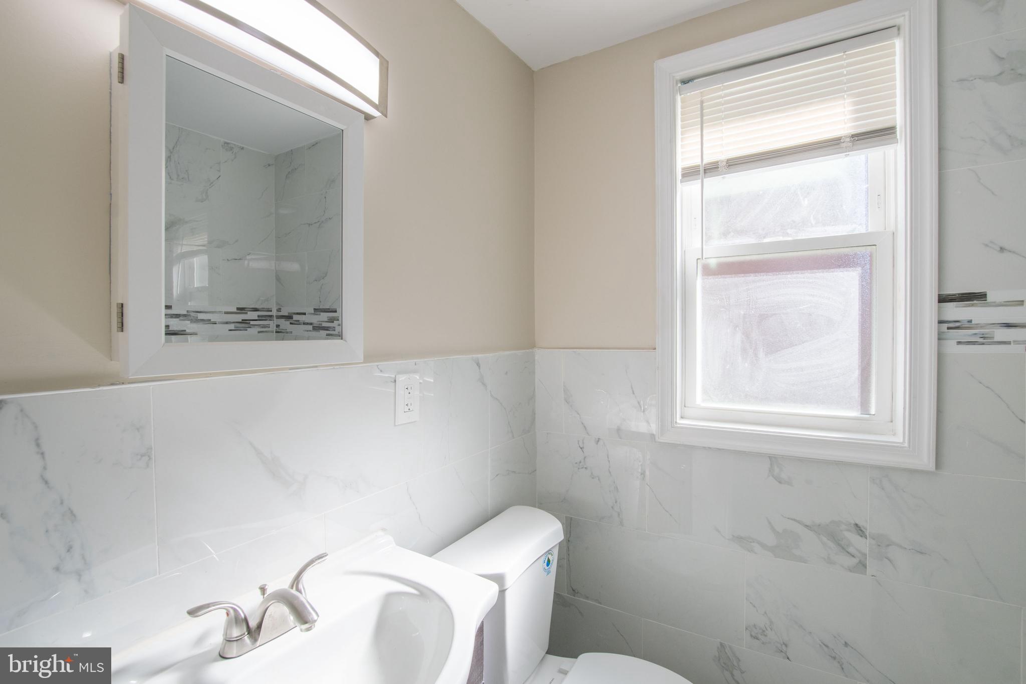 MANAYUNK - Residential Lease