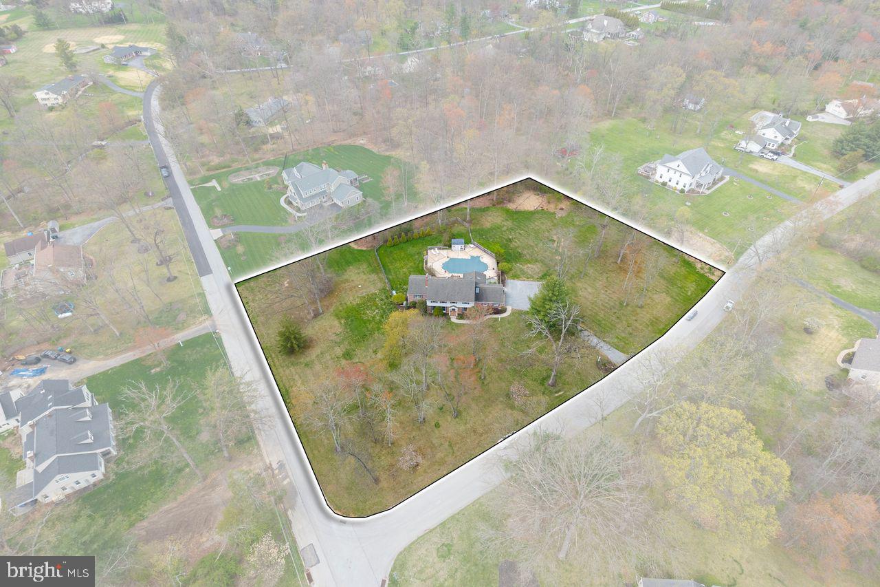 WILLISTOWN ACRES - Residential