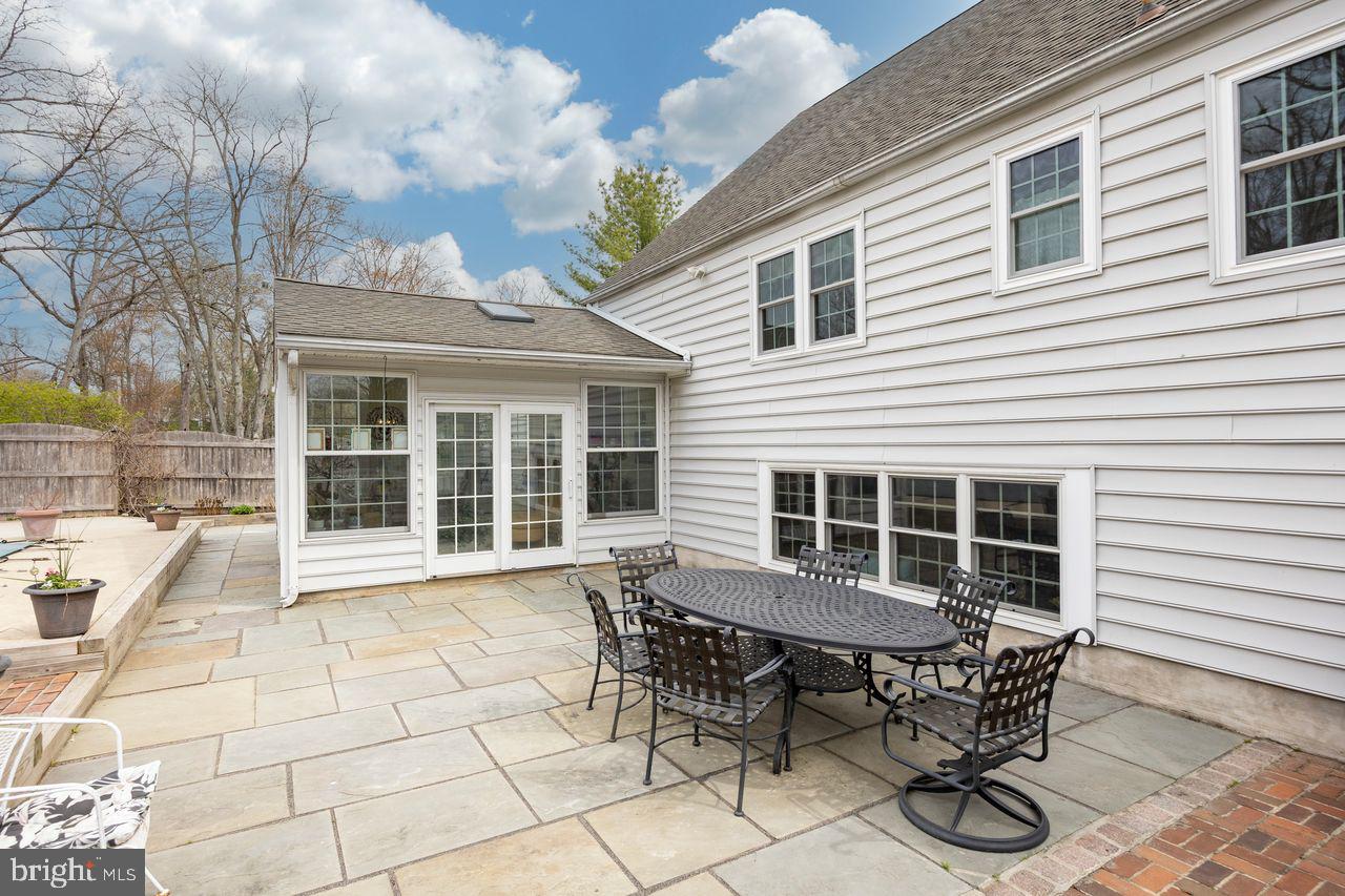 WILLISTOWN ACRES - Residential