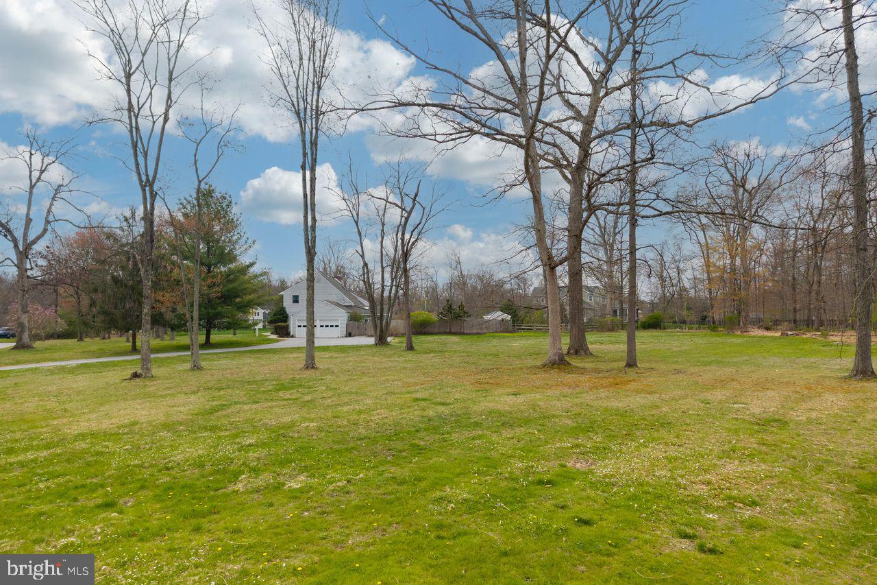 WILLISTOWN ACRES - Residential