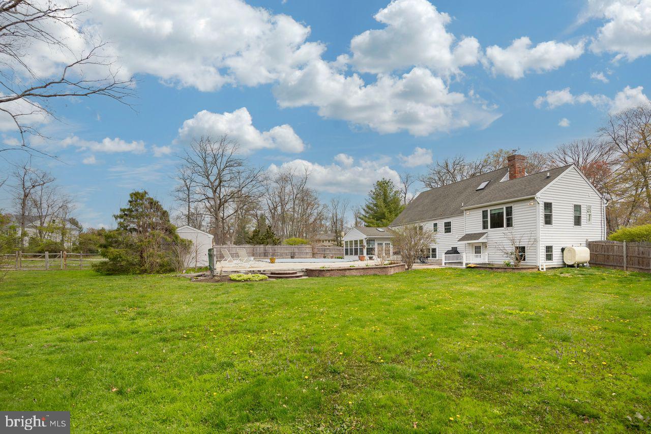 WILLISTOWN ACRES - Residential