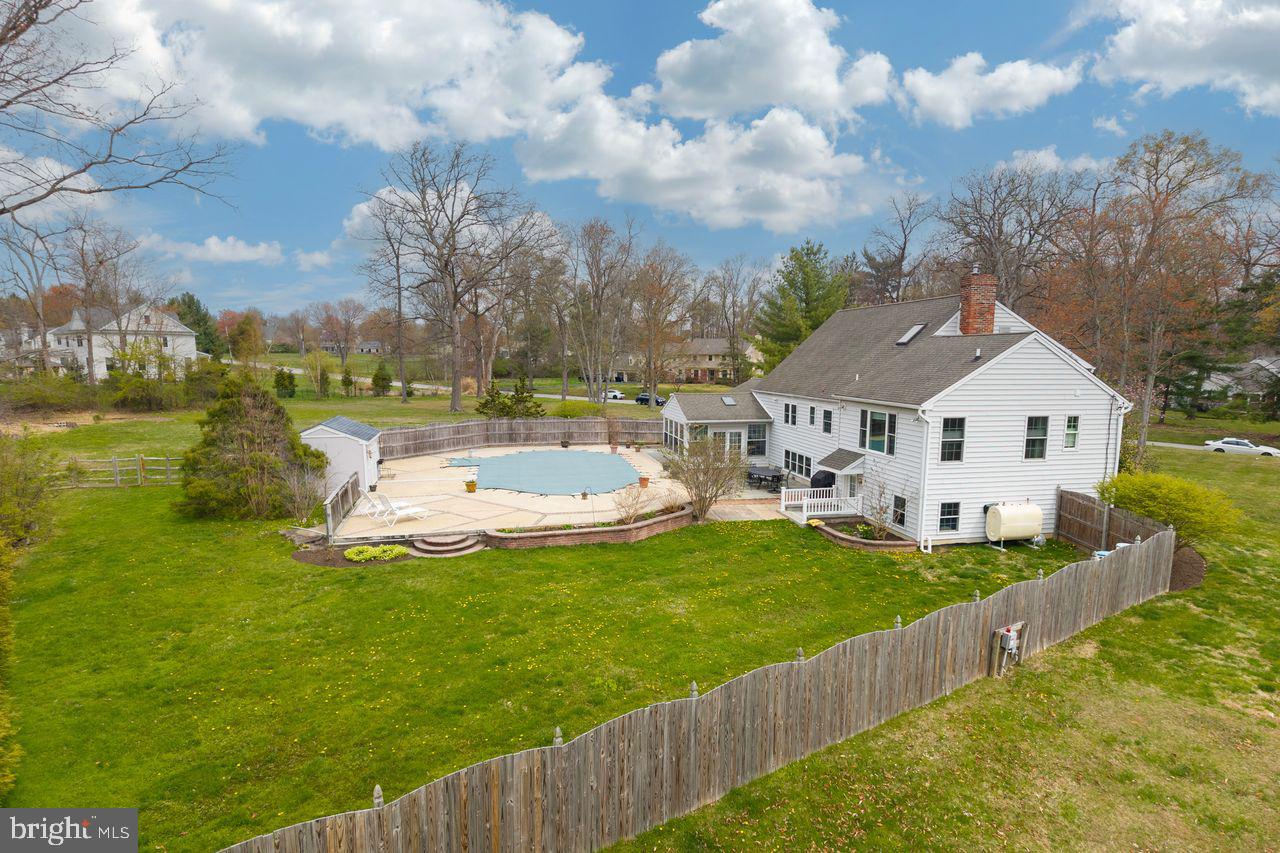 WILLISTOWN ACRES - Residential