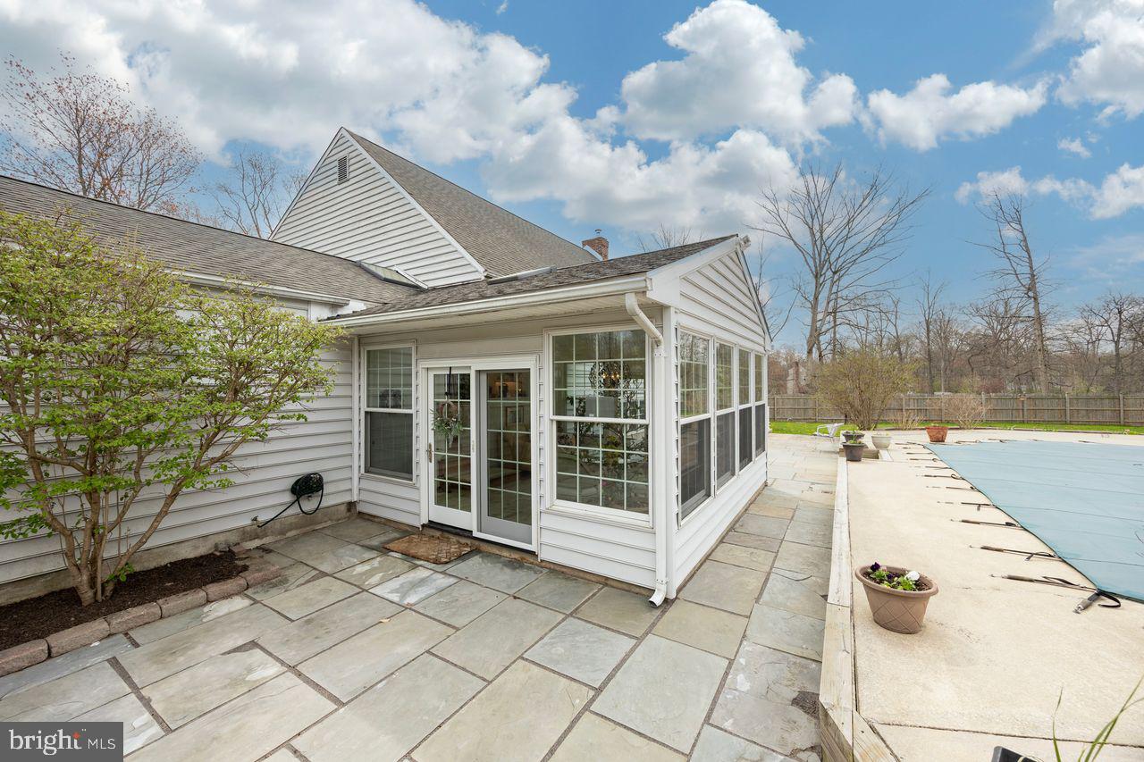 WILLISTOWN ACRES - Residential