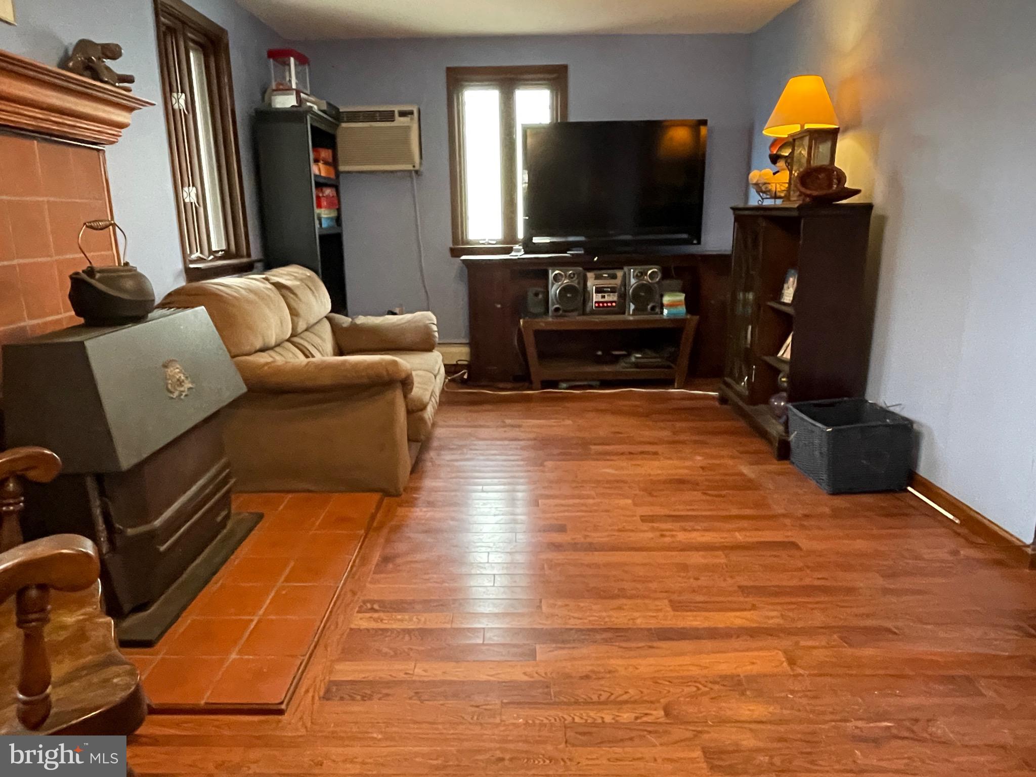 LANGHORNE GABLES - Residential