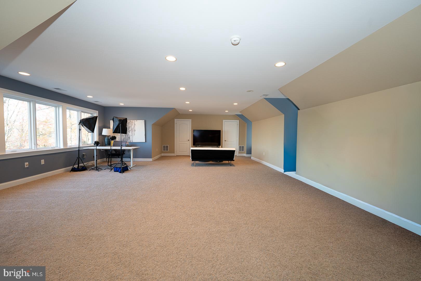 SPRINGTON ESTATES - Residential Lease