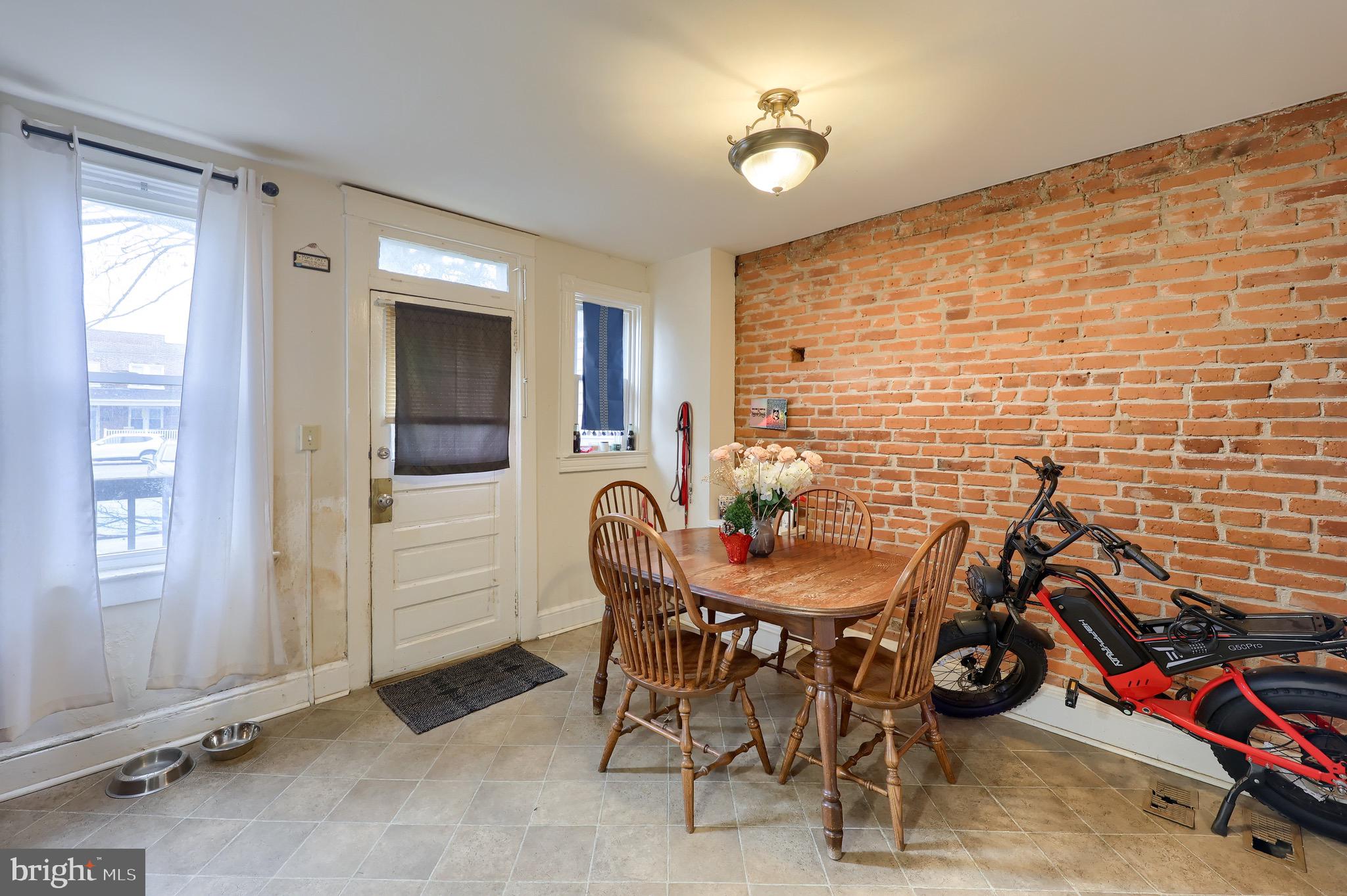 LANCASTER - Residential