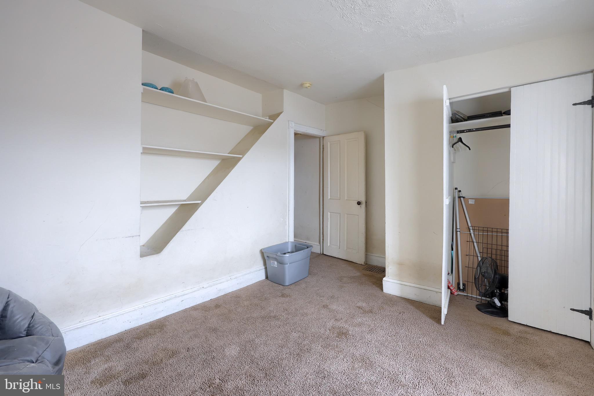 LANCASTER - Residential