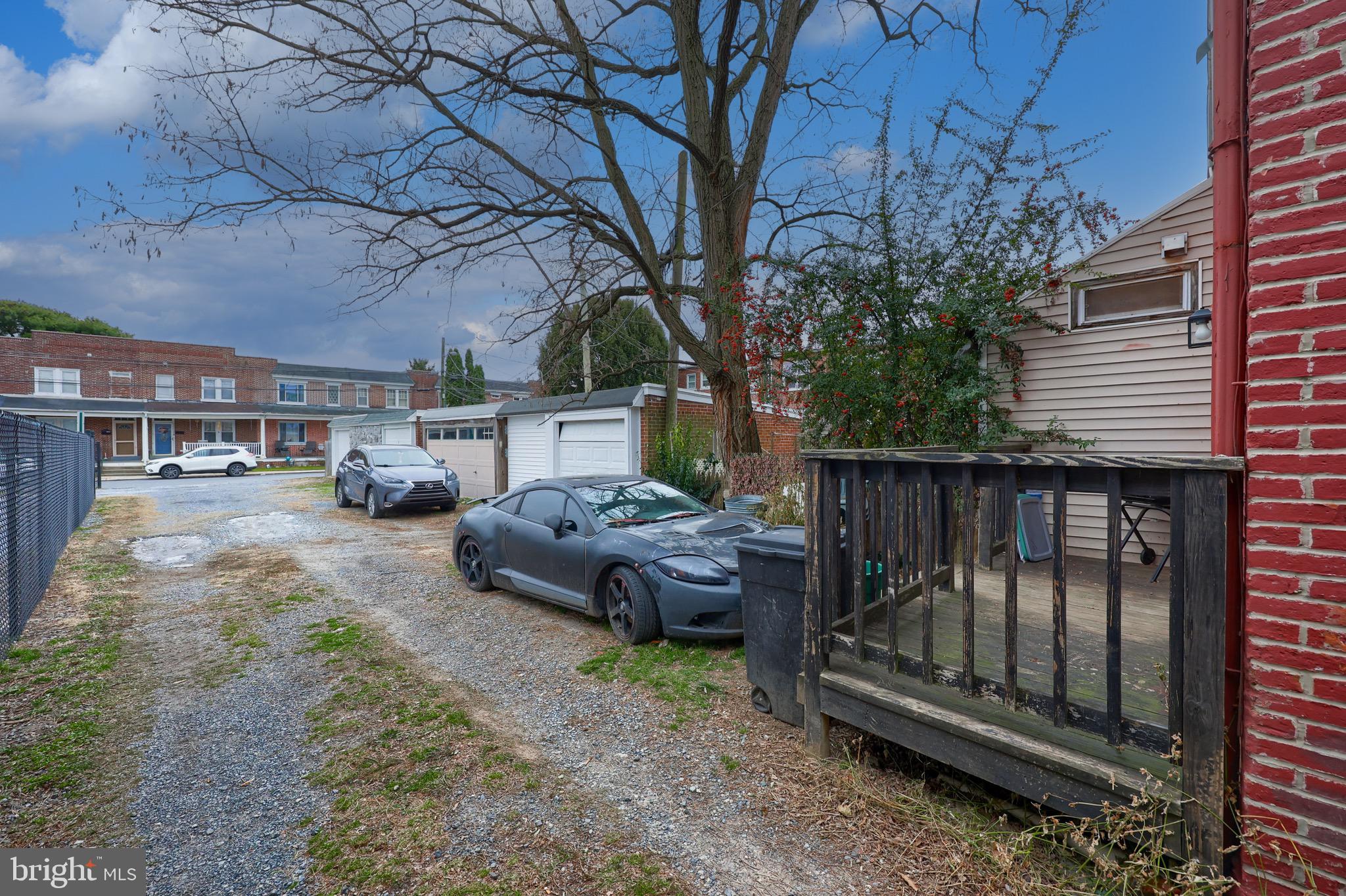 LANCASTER - Residential