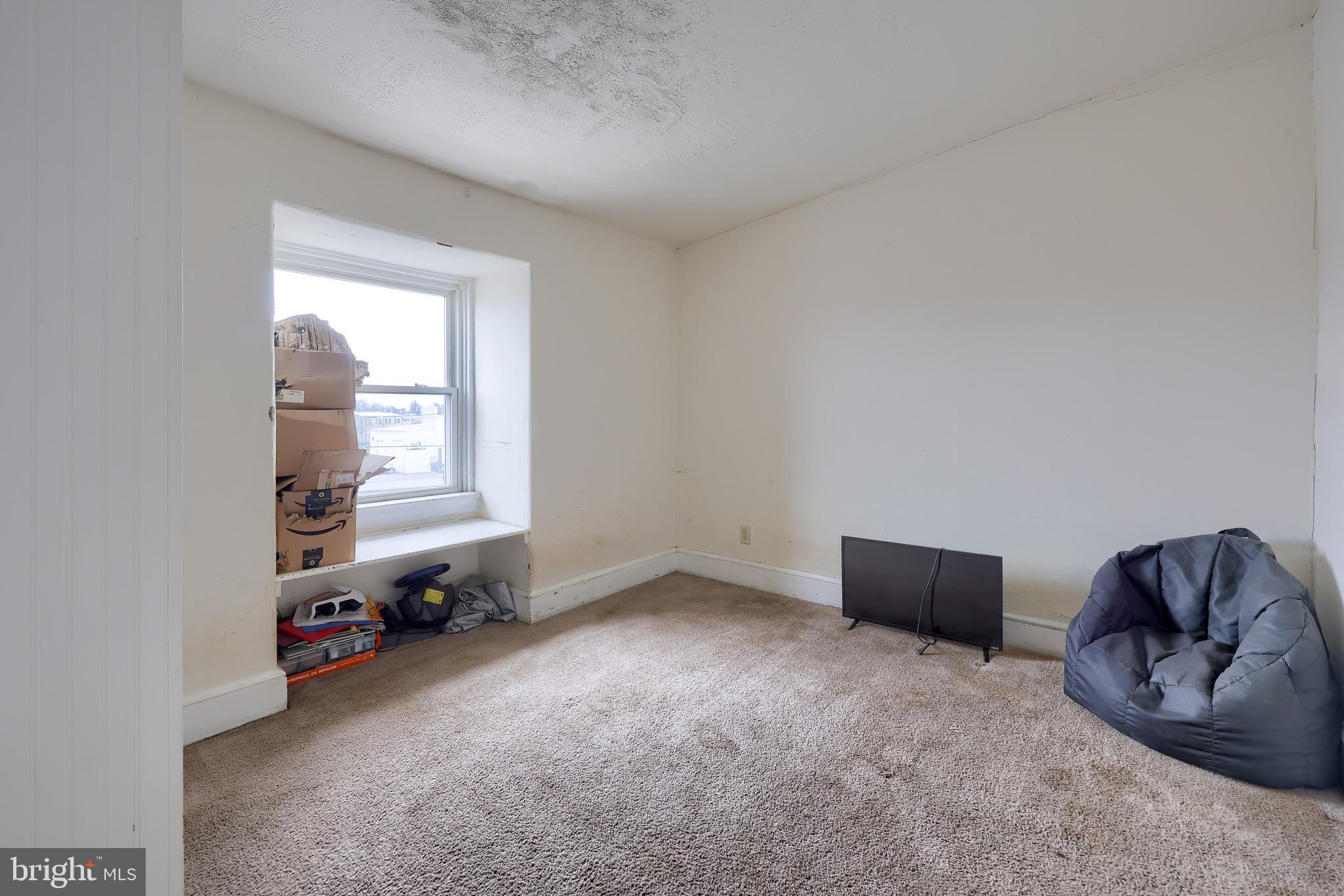 LANCASTER - Residential