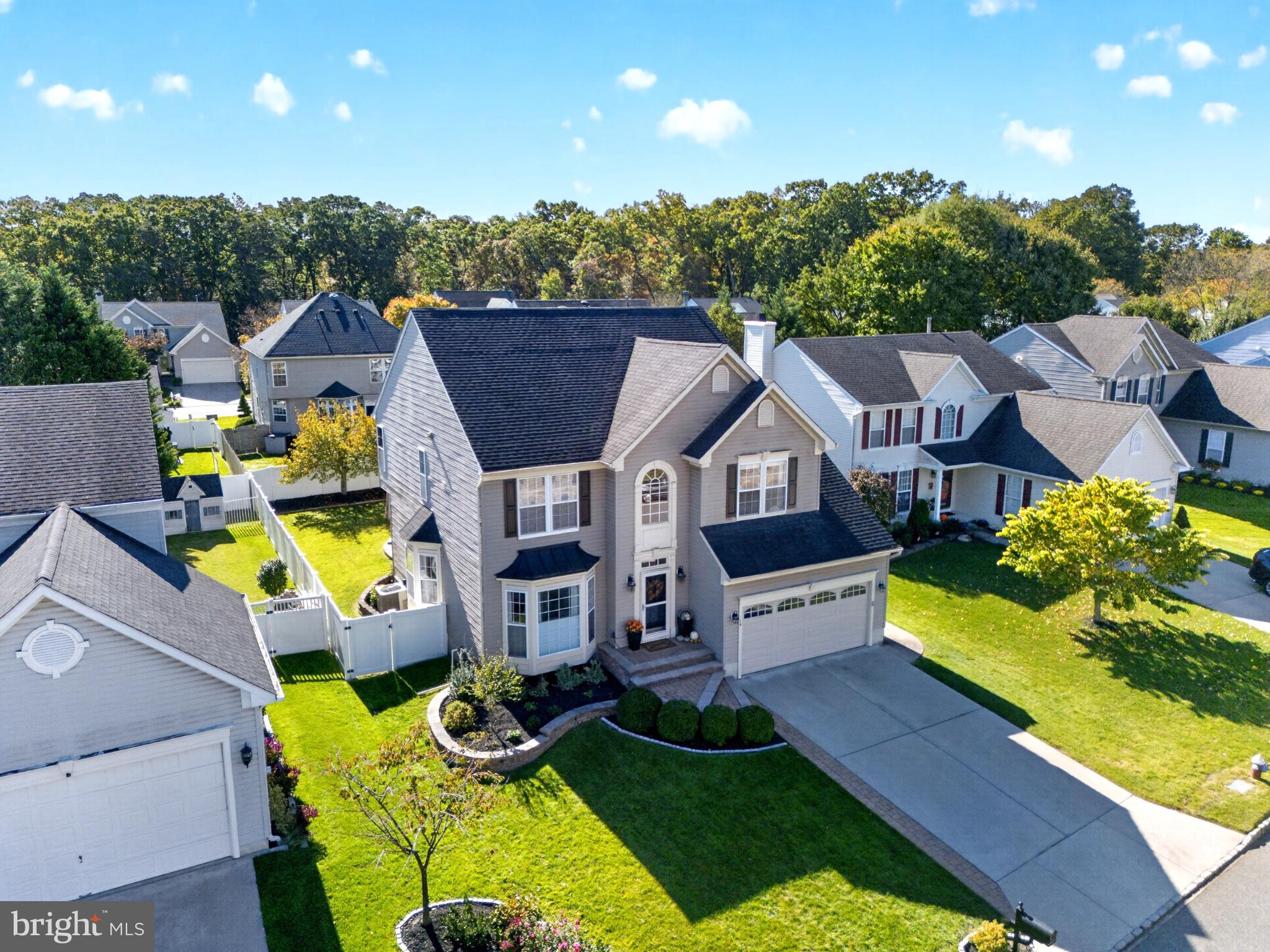 16 WOOD LARK DRIVE