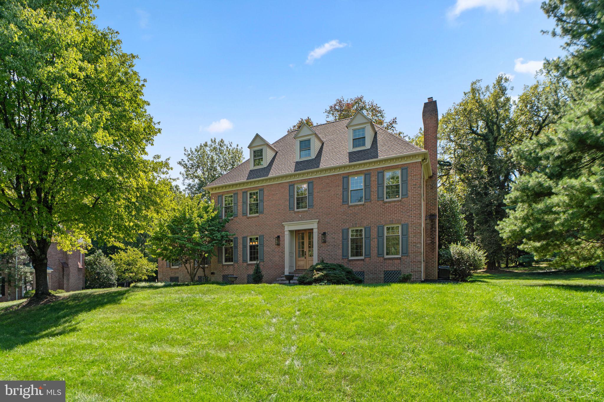 315 MEADOWCROFT LANE