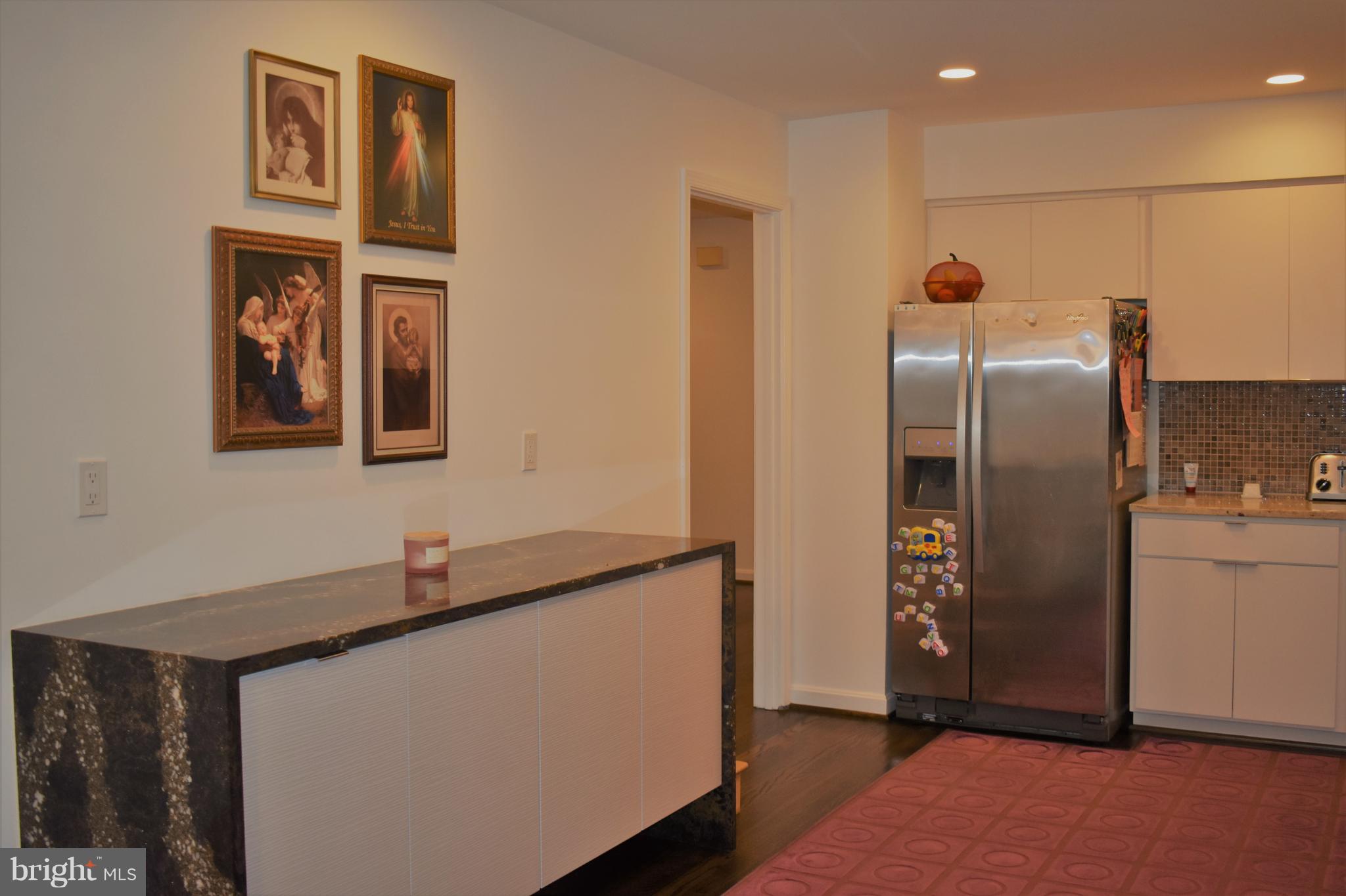 MANOR VILLAGE - Residential Lease