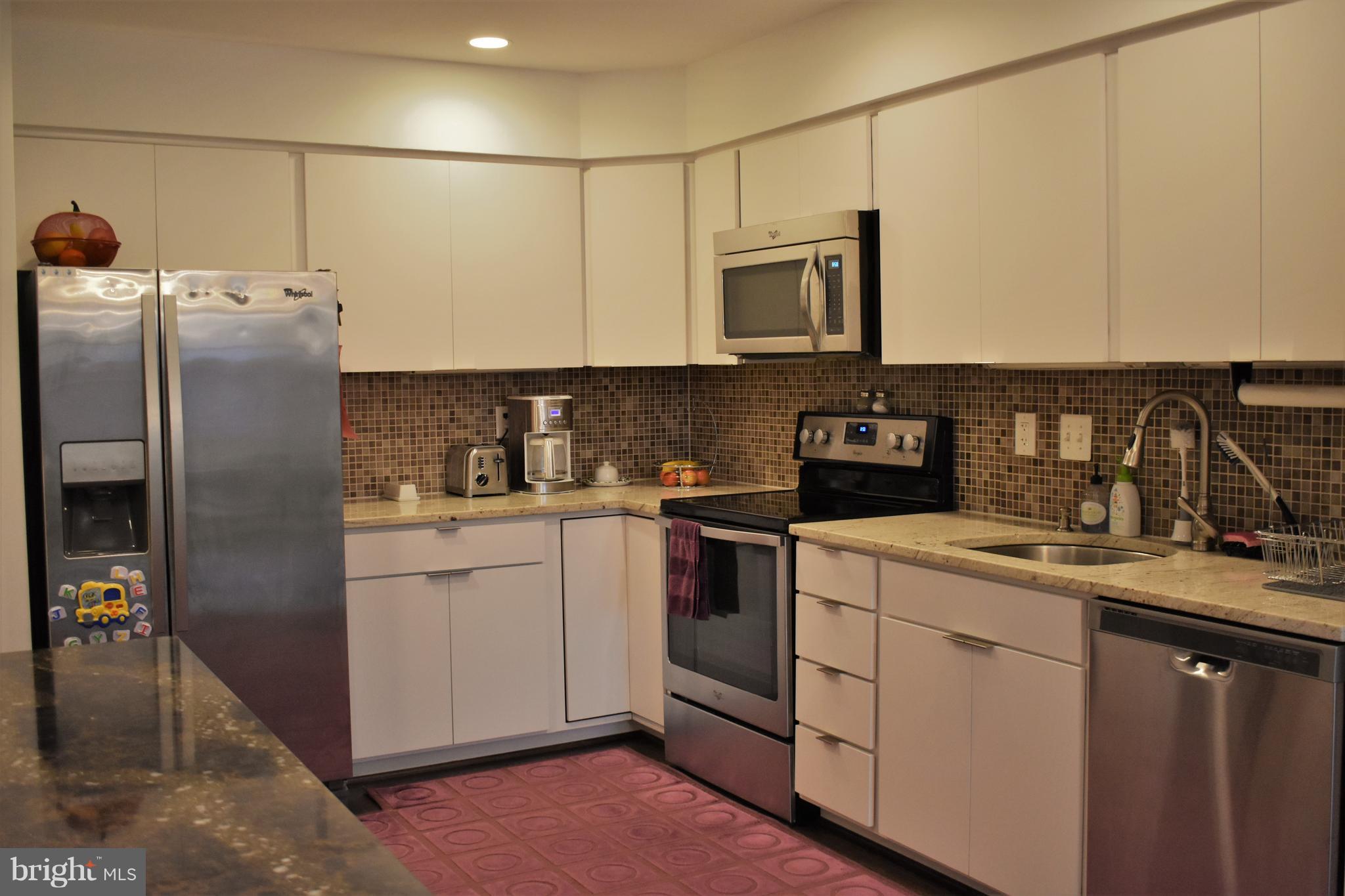 MANOR VILLAGE - Residential Lease