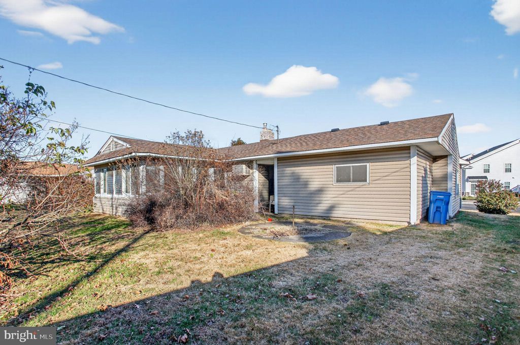 Photo of 6 Field Lane, LEVITTOWN, PA 19055 (MLS # PABU2110912)