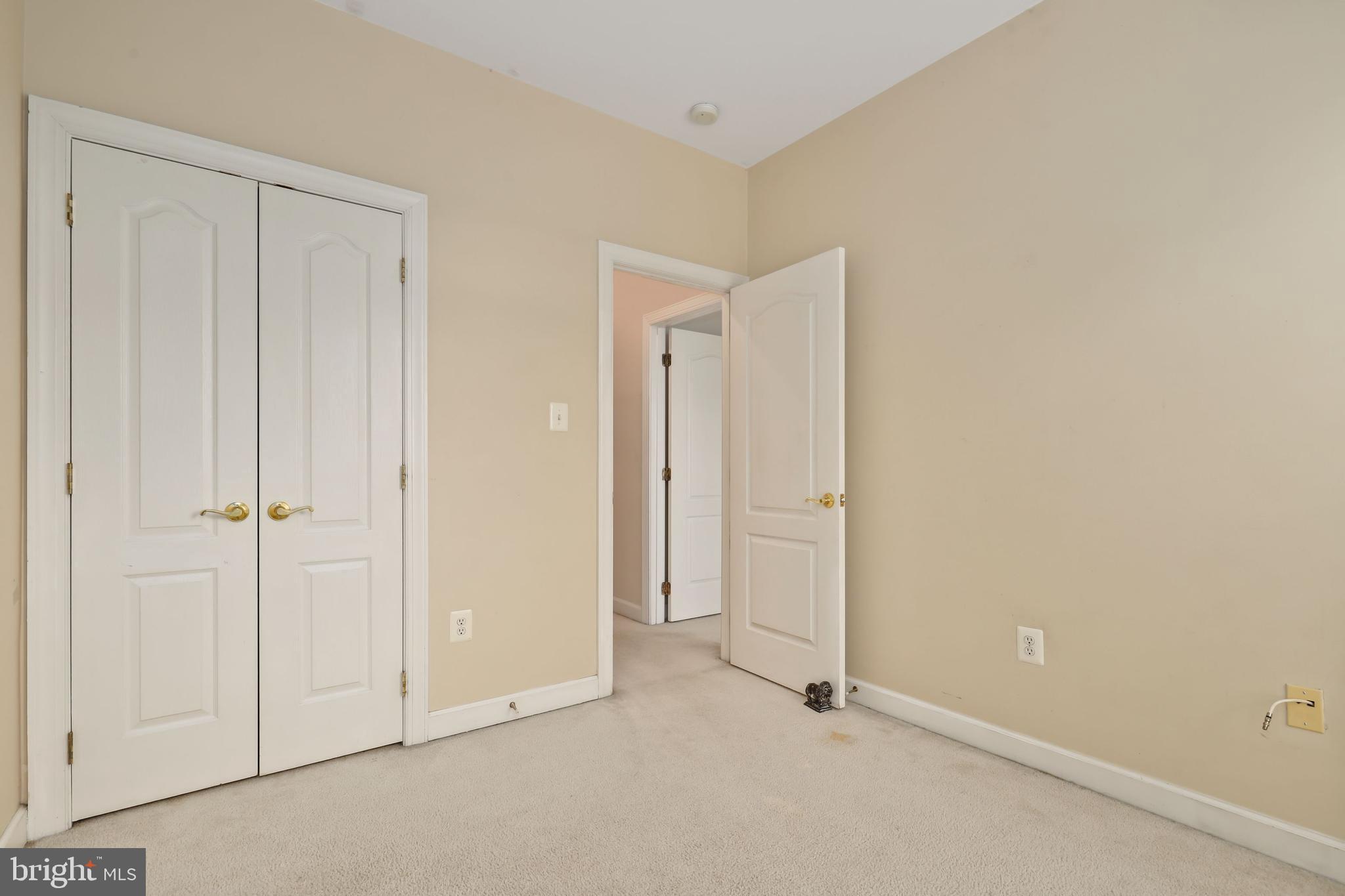 NEW BRISTOW VILLAGE - Residential Lease