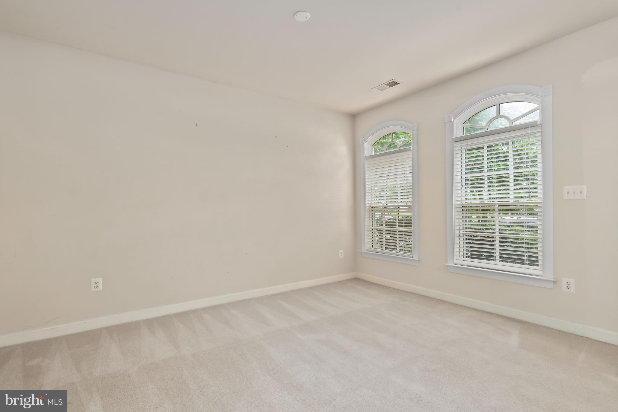 NEW BRISTOW VILLAGE - Residential Lease