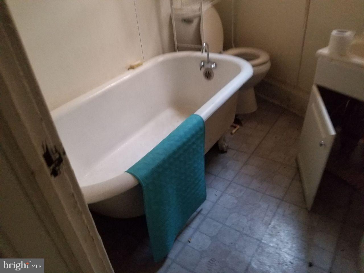 ROSEMONT - Residential