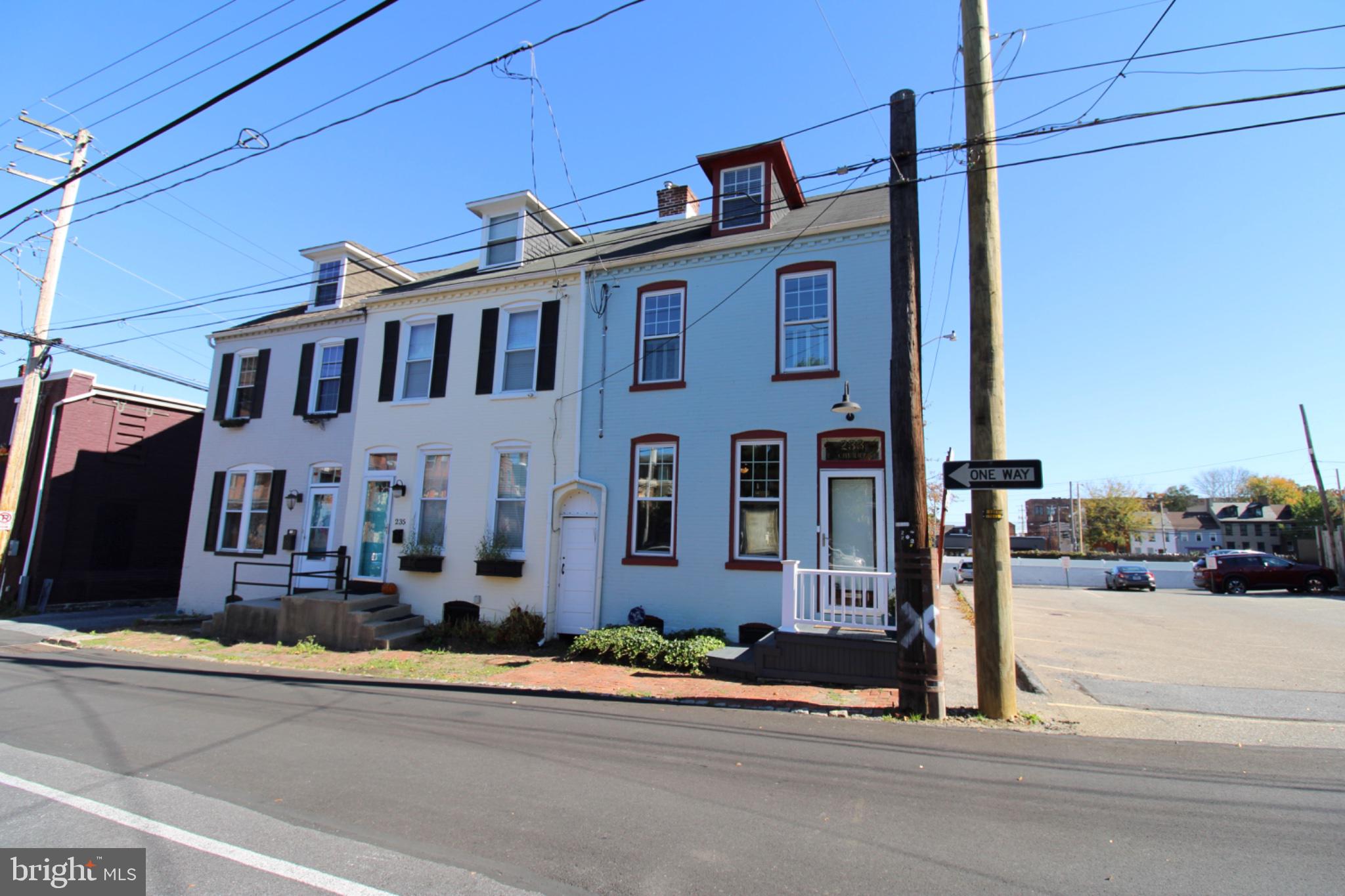233 N CHERRY STREET