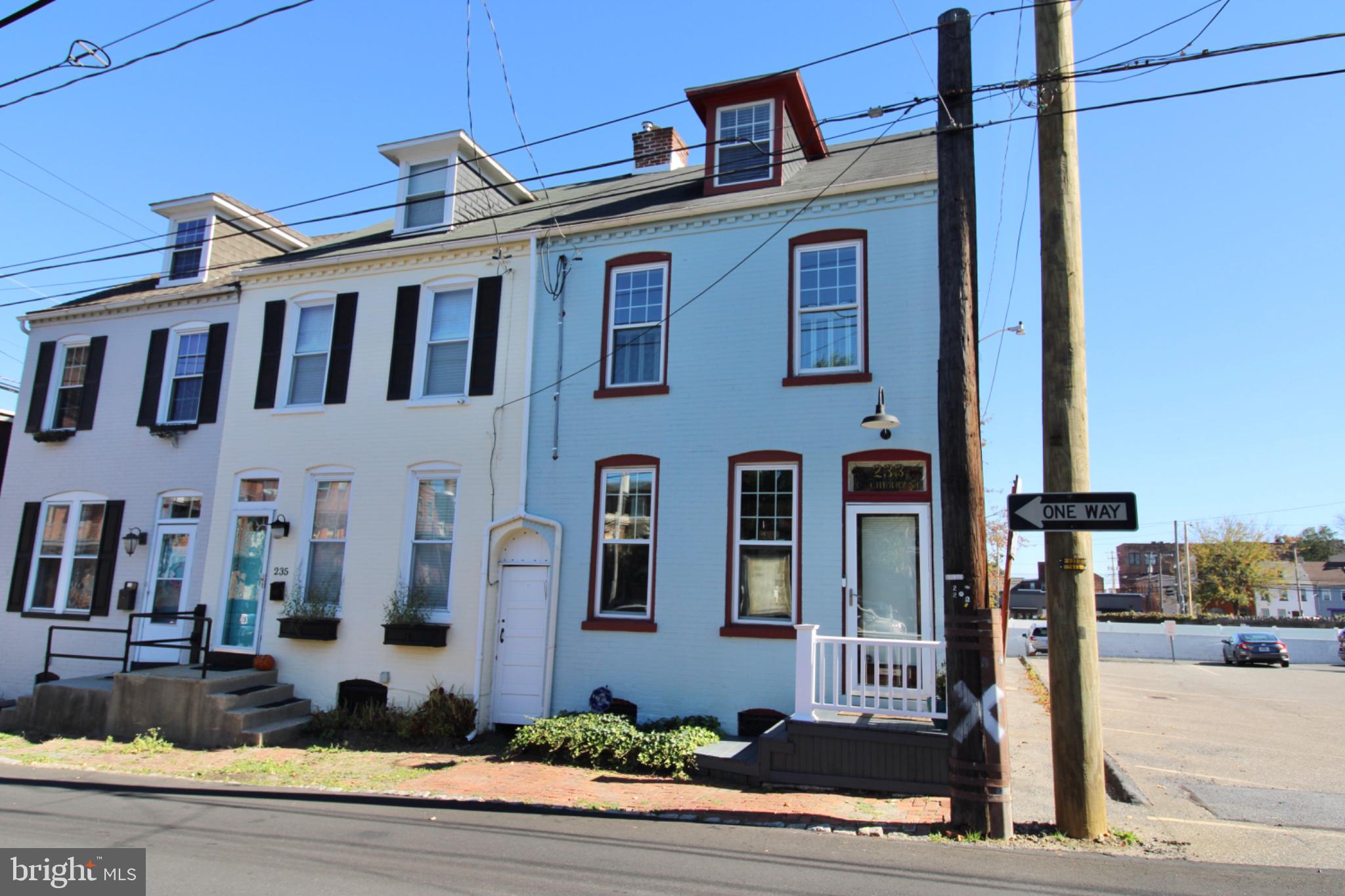 233 N CHERRY STREET