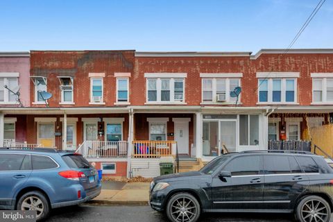 Townhouse For Sale - 1962 Glendale Avenue<br/> BETHLEHEM, PA 18018