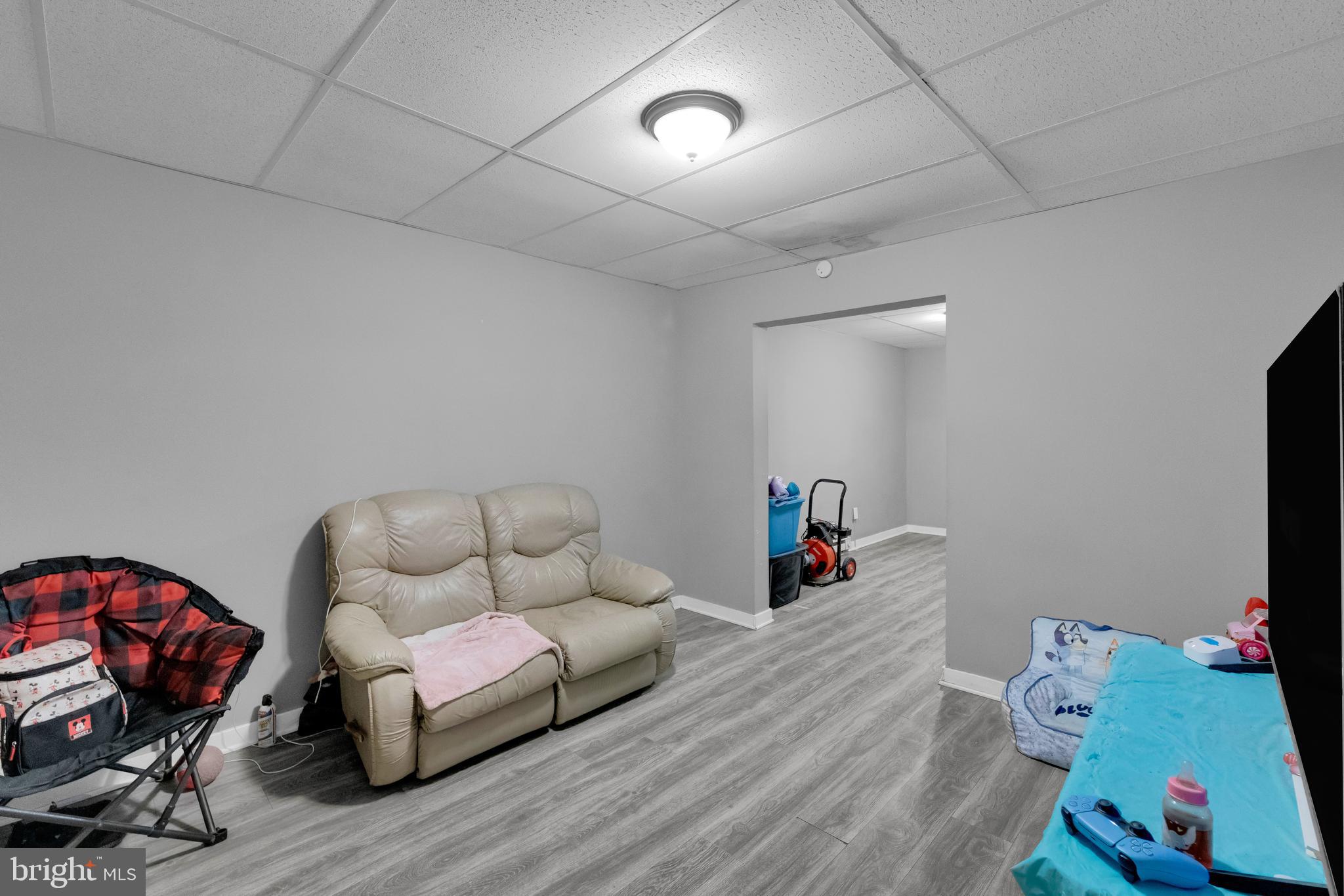 1962 GLENDALE AVENUE